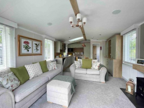 Bumble Lodge